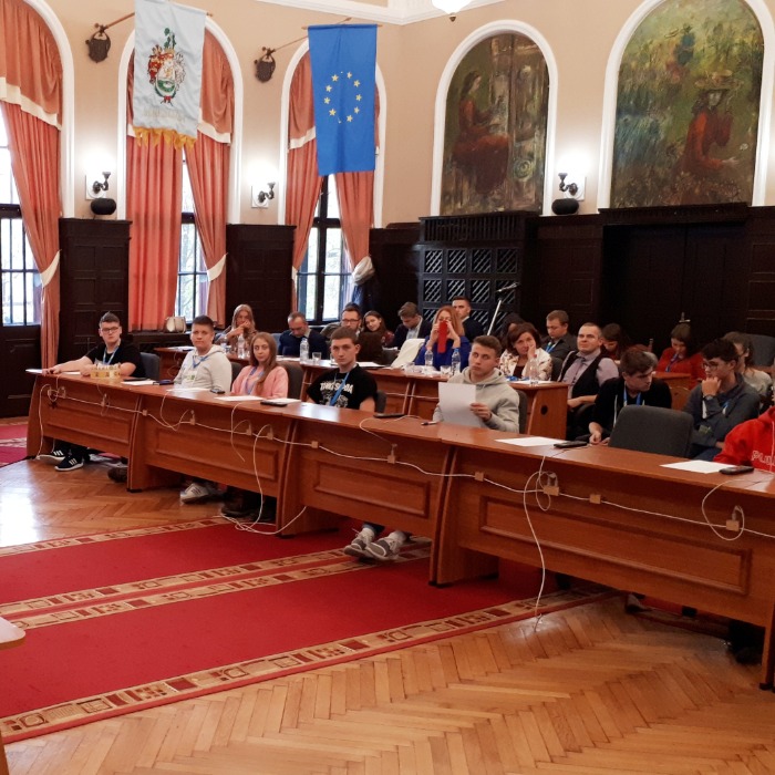 Nyílt napon vehettek részt diákok a Városházán