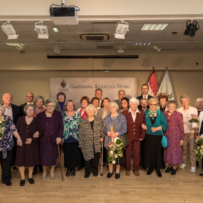 Idén is köszöntötték a díszdiplomás pedagógusokat Békéscsabán