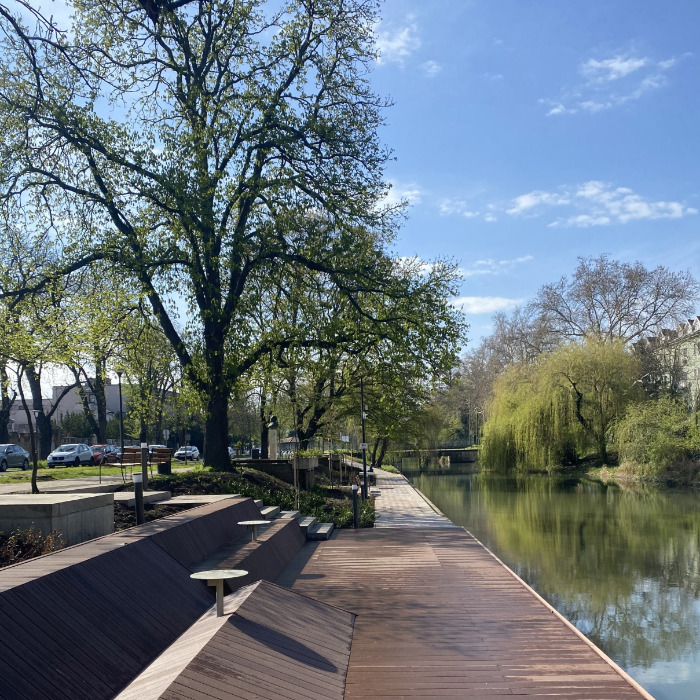 Megújult környezetben várja a látogatókat az Élővíz-csatorna új pihenőhelye