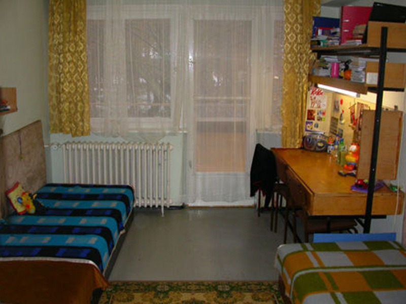 Békéscsabai Széchenyi István Két Tanítási Nyelvű Közgazdasági Szakgimnáziuma és Kollégiuma