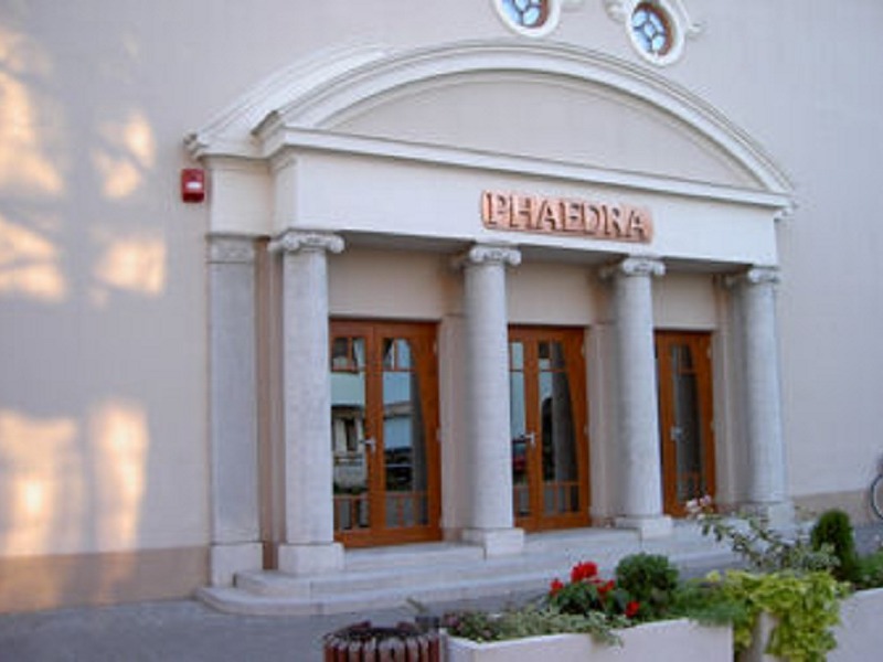 Phaedra Közéleti Központ