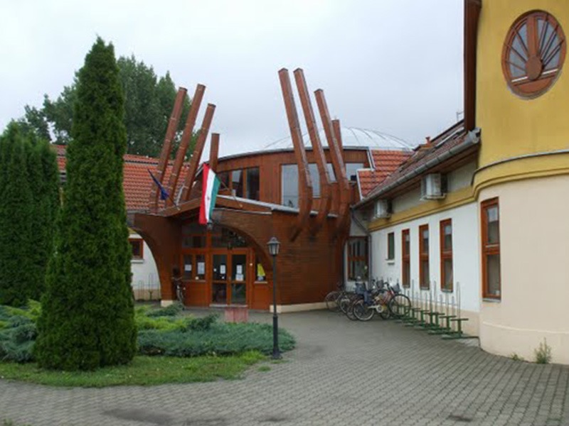 Esély Pedagógiai Központ Óvoda, Általános Iskola, Szakiskola és  Készségfejlesztő Iskola, Kollégium és EGYMI